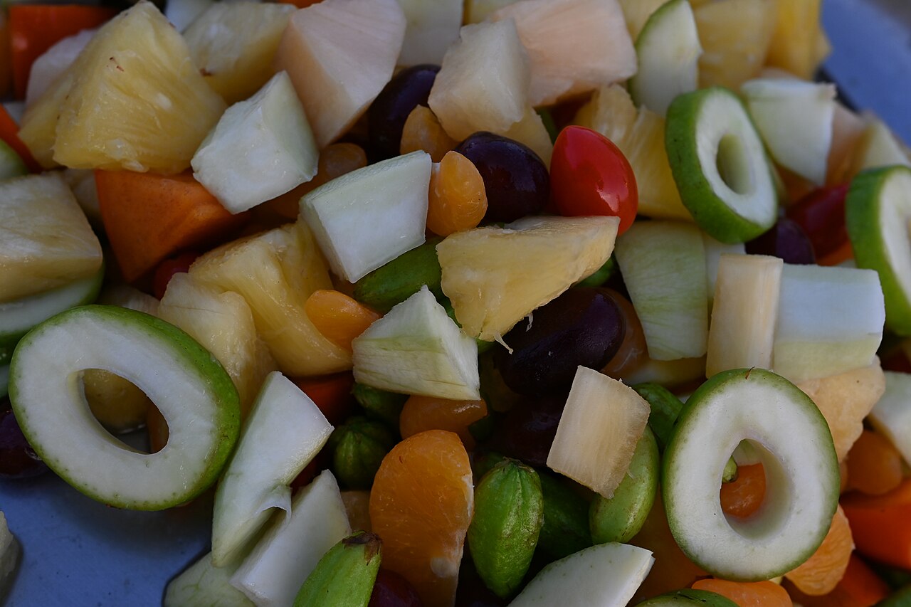 healthy salad plate (foto: PattayaPatrol / CC BY-SA 4.0, Wikimedia Commons)