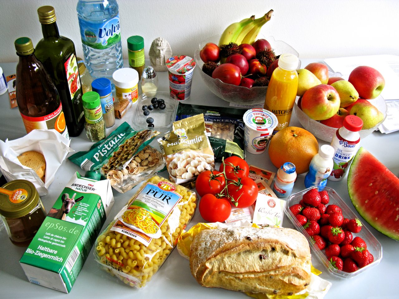 fruits healthy food (foto: epSos.de / CC BY 2.0, Wikimedia Commons)