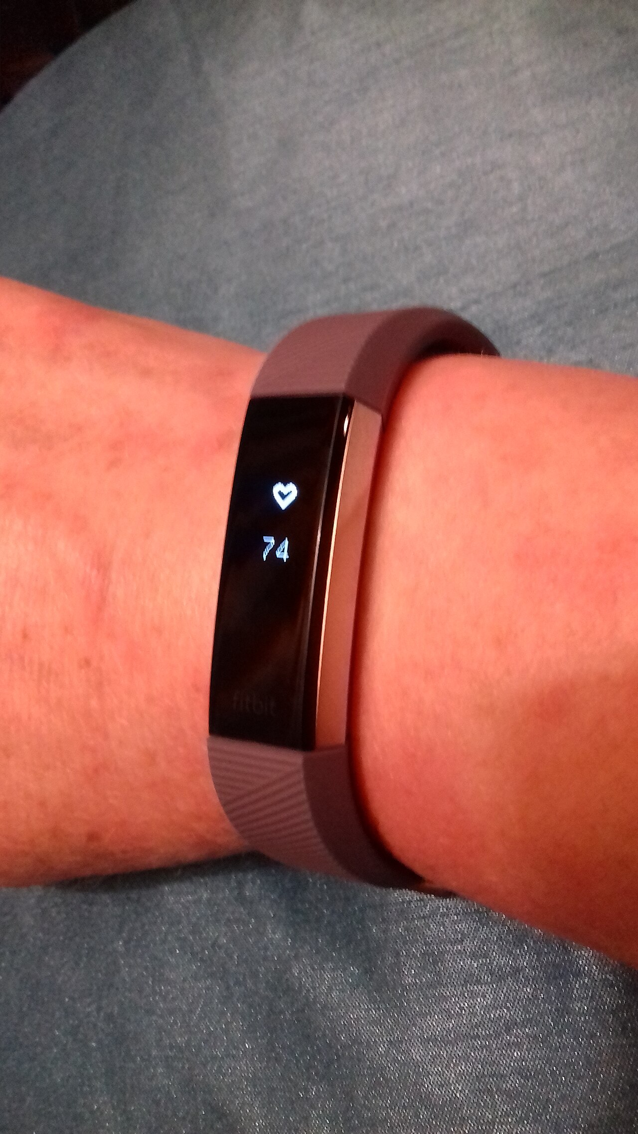 fitness tracker wristband